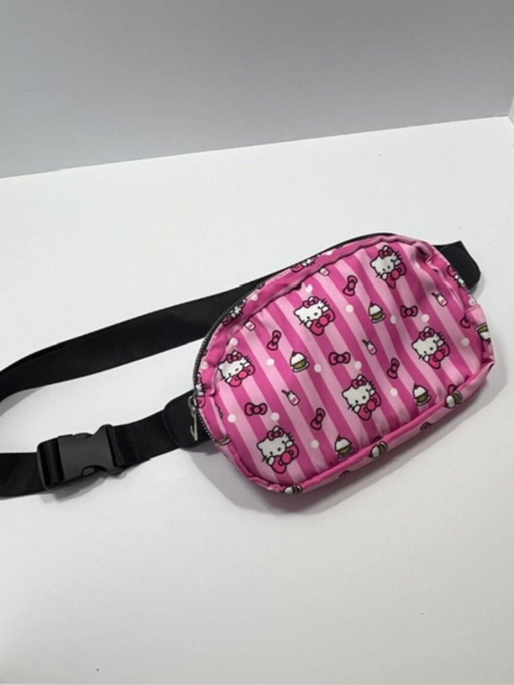 Hello Kitty by Sanrio Fanny Pack Belt Bag Crossbody New without tags